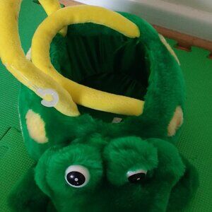 Frog plush basket by Hug & Luv Used in excellent condition